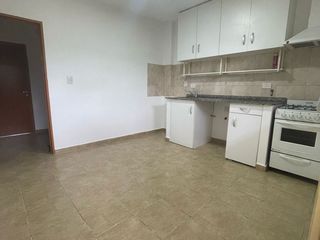 Foto 1 de ALQUILER DE DEPARTAMENTO EN Tres de Febrero