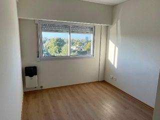 Foto 7 de Departamento en alquiler en Quilmes Norte