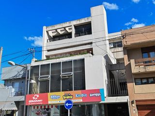 Foto 1 de Alquiler local comercial P.Baja