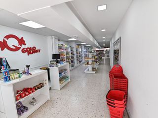 Foto 4 de Alquiler local comercial P.Baja