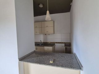 Foto 7 de MONOAMBIENTE EN ALQUILER CON BALCÓN Y PARRILLA A PASOS DE LA COSTANERA.-