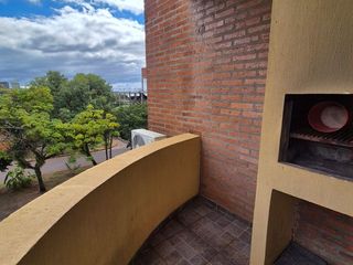 Foto 8 de MONOAMBIENTE EN ALQUILER CON BALCÓN Y PARRILLA A PASOS DE LA COSTANERA.-
