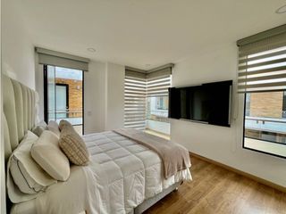 Foto 27 de Se vene lujosa casa en Chia con pérgola y excelente zona verde