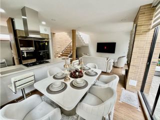 Foto 5 de Se vene lujosa casa en Chia con pérgola y excelente zona verde