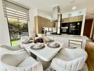 Foto 4 de Se vene lujosa casa en Chia con pérgola y excelente zona verde