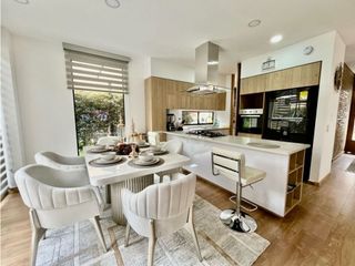 Foto 7 de Se vene lujosa casa en Chia con pérgola y excelente zona verde