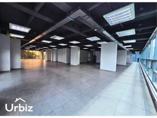 Foto 2 de Arriendo Oficina de 642 m² sobre la Autopista Norte con Calle 100