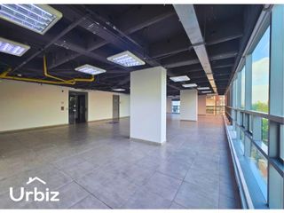 Foto 11 de Arriendo Oficina de 642 m² sobre la Autopista Norte con Calle 100