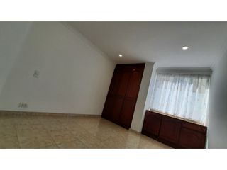 Foto 5 de SE VENDE APARTAMENTO SECTOR LISBOA-CEDRITOS