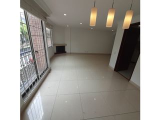 Foto 2 de SE VENDE APARTAMENTO SECTOR LISBOA-CEDRITOS