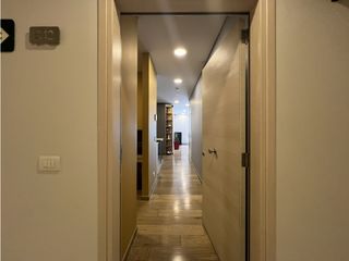 Foto 3 de Vendo Apartamento en el Exclusivo Edificio Rodin CC Plaza Claro