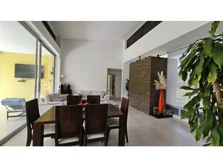 Foto 7 de Casa campestre de un nivel, en unidad cerrada en Cerritos