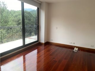 Foto 10 de SANTA BARBARA ALTA ARRIENDO - 445 MTS2 MAS TERRAZA - $25.000.000