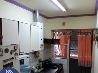 Foto 1 de PERMUTA: Departamento dos dormitorios zona Provincias Unidas y DivisiÃ³n los Andes
