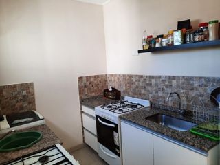 Foto 4 de SE VENDE DEPARTAMENTO PLANTA ALTA ZONA SAN LUIS Y NOGOYA