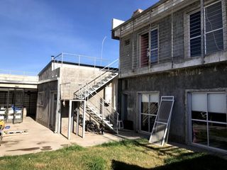 Foto 18 de MODERNA CASA UBICADA A SOLO 5 MINUTOS DEL CENTRO DE SAN RAFAEL