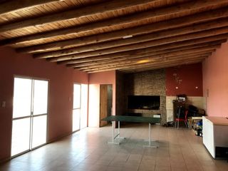Foto 19 de MODERNA CASA UBICADA A SOLO 5 MINUTOS DEL CENTRO DE SAN RAFAEL