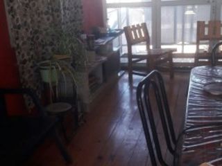 Foto 5 de SE VENDE AMPLIA CASA DE DOS PLANTAS CON SALON COMERCIAL