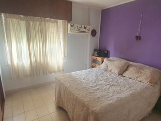 Foto 13 de VENDO SEMIPISO. 4 DORMITORIOS, COCHERA. ZONA PARQUE U$S 130.000.-