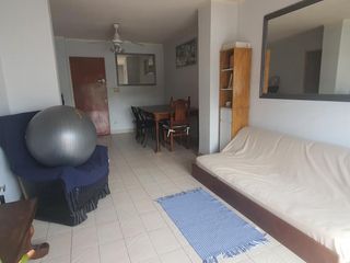Foto 3 de VENDO SEMIPISO. 4 DORMITORIOS, COCHERA. ZONA PARQUE U$S 130.000.-