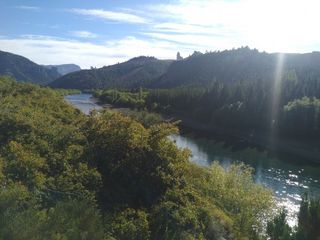 Foto 3 de Fraccion con costa de Rio Limay