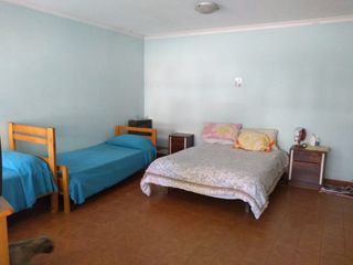 Foto 10 de Chalet en lote propio de 5 ambientes, desarrollada en una planta con un altillo. Villa Primera