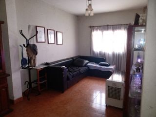 Foto 3 de Casa de 3 Dormitorios en esquina
