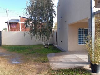 Foto 24 de Se vende COMPLEJO de 7 departamentos - PLOTTIER