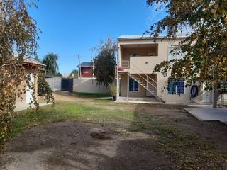 Foto 1 de Se vende COMPLEJO de 7 departamentos - PLOTTIER