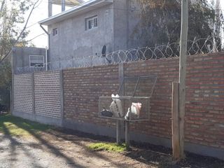 Foto 5 de Se vende COMPLEJO de 7 departamentos - PLOTTIER