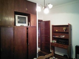 Foto 13 de CASA ALVARADO Y MITRE 4 AMB.