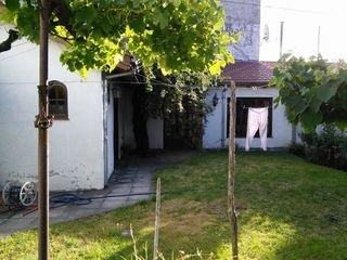 Foto 4 de CASA ALVARADO Y MITRE 4 AMB.
