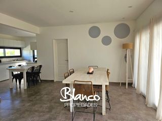 Foto 1 de Casa en Alquiler en Acacias, Puertos, Escobar, G.B.A. Zona Norte, Argentina