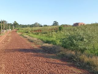 Foto 5 de Gran terreno en esquina empedrado