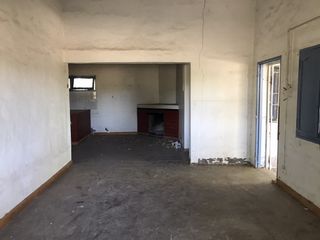 Foto 9 de FINCA DE 4,7 HECTAREAS CON CASAS
