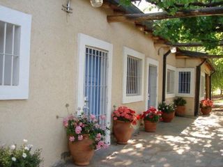 Foto 3 de FINCA DE 4,7 HECTAREAS CON CASAS