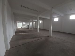 Foto 5 de galpon 300m2 brown y jara