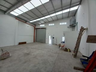 Foto 8 de galpon 300m2 brown y jara