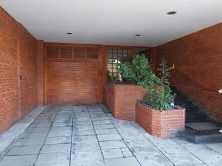 Foto 2 de Dos ambientes en Villa Urquiza . Luminoso . cocina independiente. baño completo.