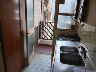 Foto 10 de Dos ambientes en Villa Urquiza . Luminoso . cocina independiente. baño completo.