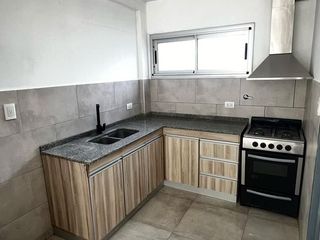 Foto 6 de Departamento tipo duplex en Moreno