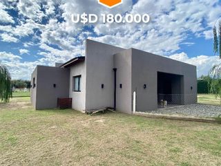 Foto 1 de Excelente CASA EN VENTA