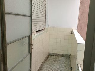 Foto 12 de Departamento en venta al frente con balcon