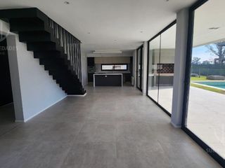 Foto 7 de Casa en  Canning Chico