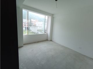Foto 11 de Pusuqui, Departamento en Venta, 121m2, 3 Habitaciones