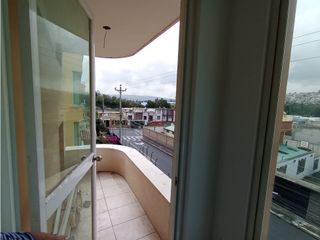 Foto 10 de Pusuqui, Departamento en Venta, 121m2, 3 Habitaciones