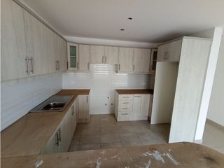 Foto 17 de Pusuqui, Departamento en Venta, 121m2, 3 Habitaciones