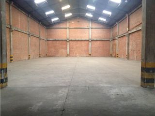 Foto 2 de SE ARRIENDA BODEGA DE 1200M2 EN BOGOTA