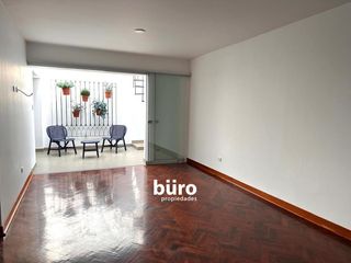 Foto 2 de LINDA CASA EN ALQUILER EN CONDOMINIO 2 DORMITORIOS EN SAN ISIDRO TRADICIONAL
