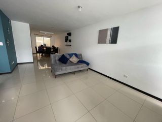 Foto 2 de Casa amoblada en  renta en Conjunto Monserrate - Pusuquí.